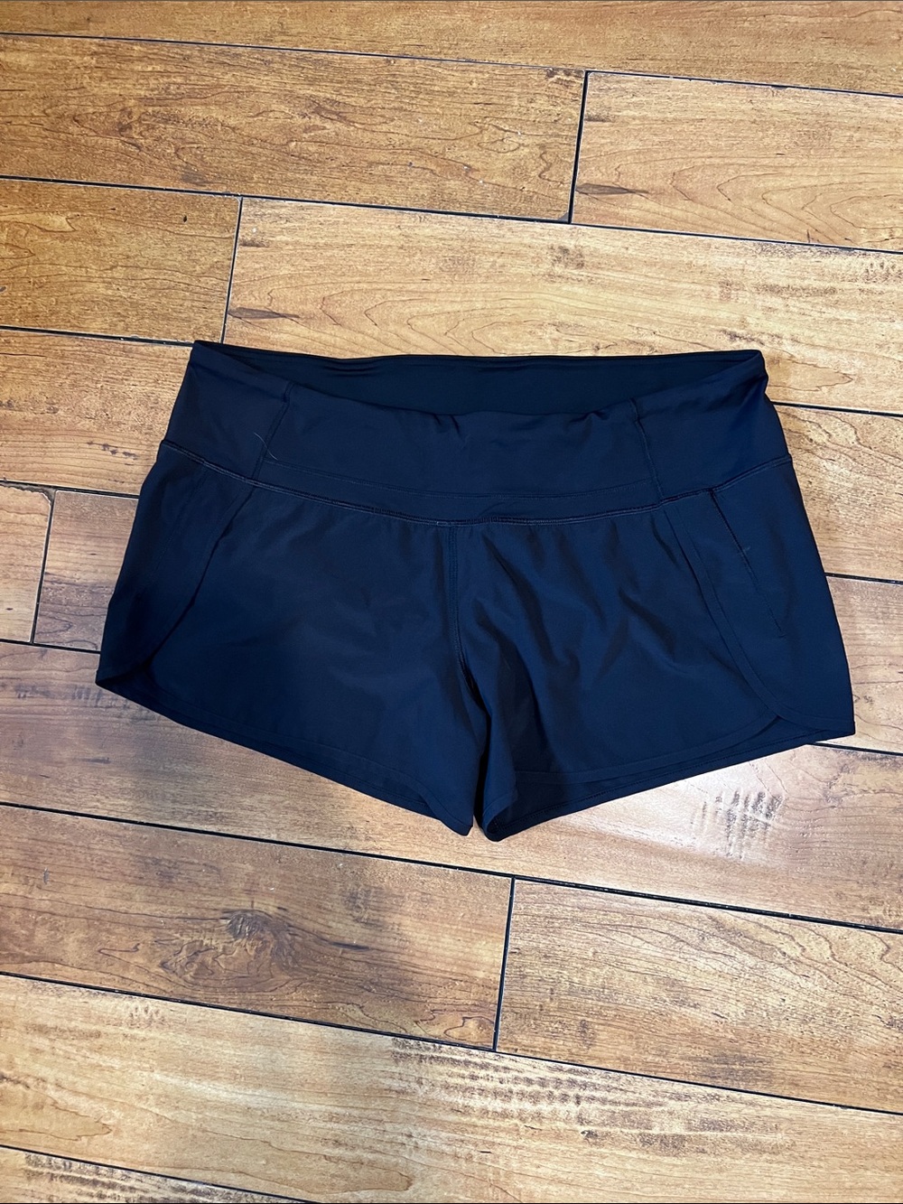 Lululemon Black lined Shorts